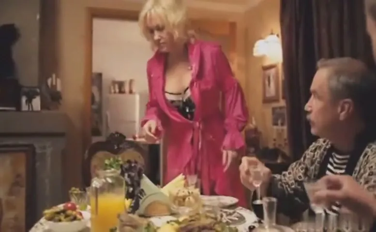 Irina Rozanova Breasts Scene  in Doch Yakudzy 