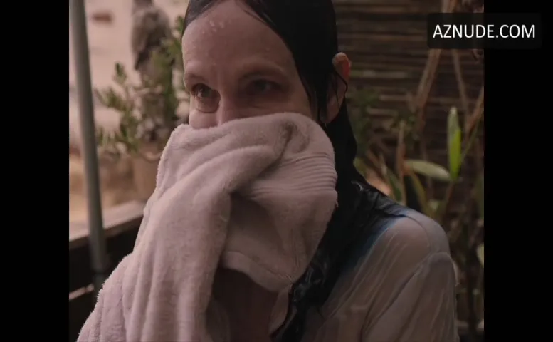 Amanda Plummer Breasts,  Bush Scene  in Spiral Farm 