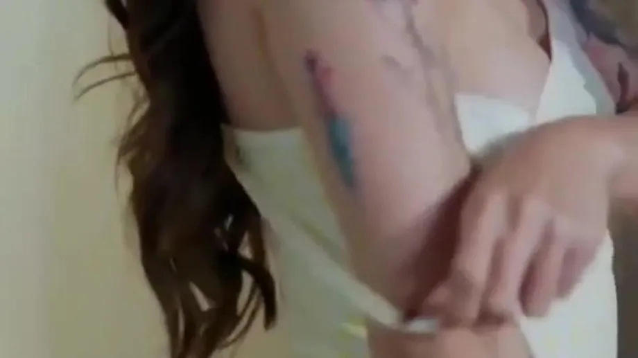 Erica Sierra Butt,  Breasts Scene  in Sa Pag Lamig Ng Gabi 