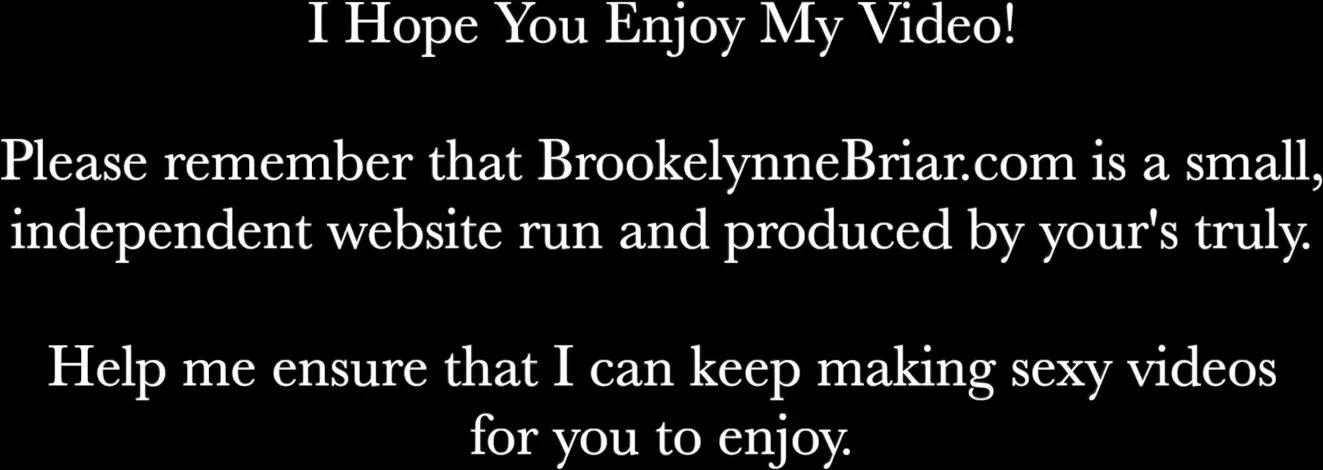 BrookelynneBriar - Jerking To My Butthole 