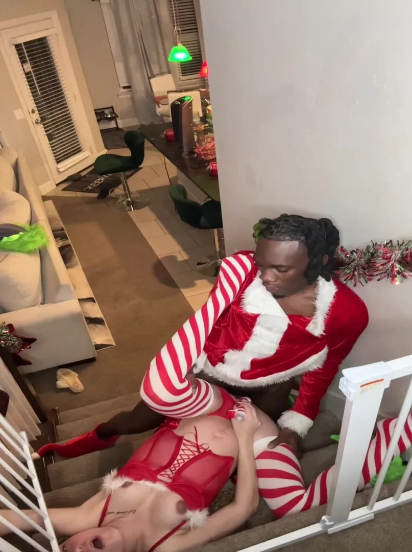 Pregnant Snow Maiden sucks black cock from Santa Claus and gives to fuck in the pussy in the style of doggy) 