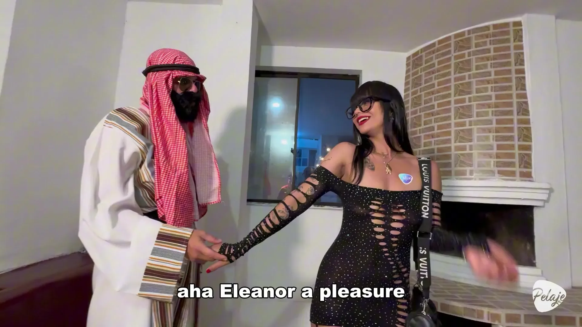 Sexy Hot Plump-assed Latina Slut Satisfies Lewd Arab Sheikh In the Best Way 