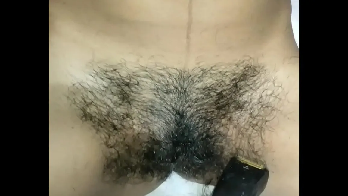 Punjabi Babe Simmy Trims & Shaves for the First Time! 