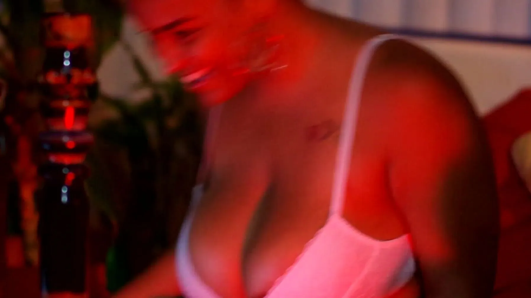 Big ebony tits get stoned and pounded in solo show 