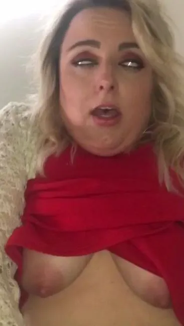 Big and Beautiful Ladies Masturbating to Orgasm - Compilation! 