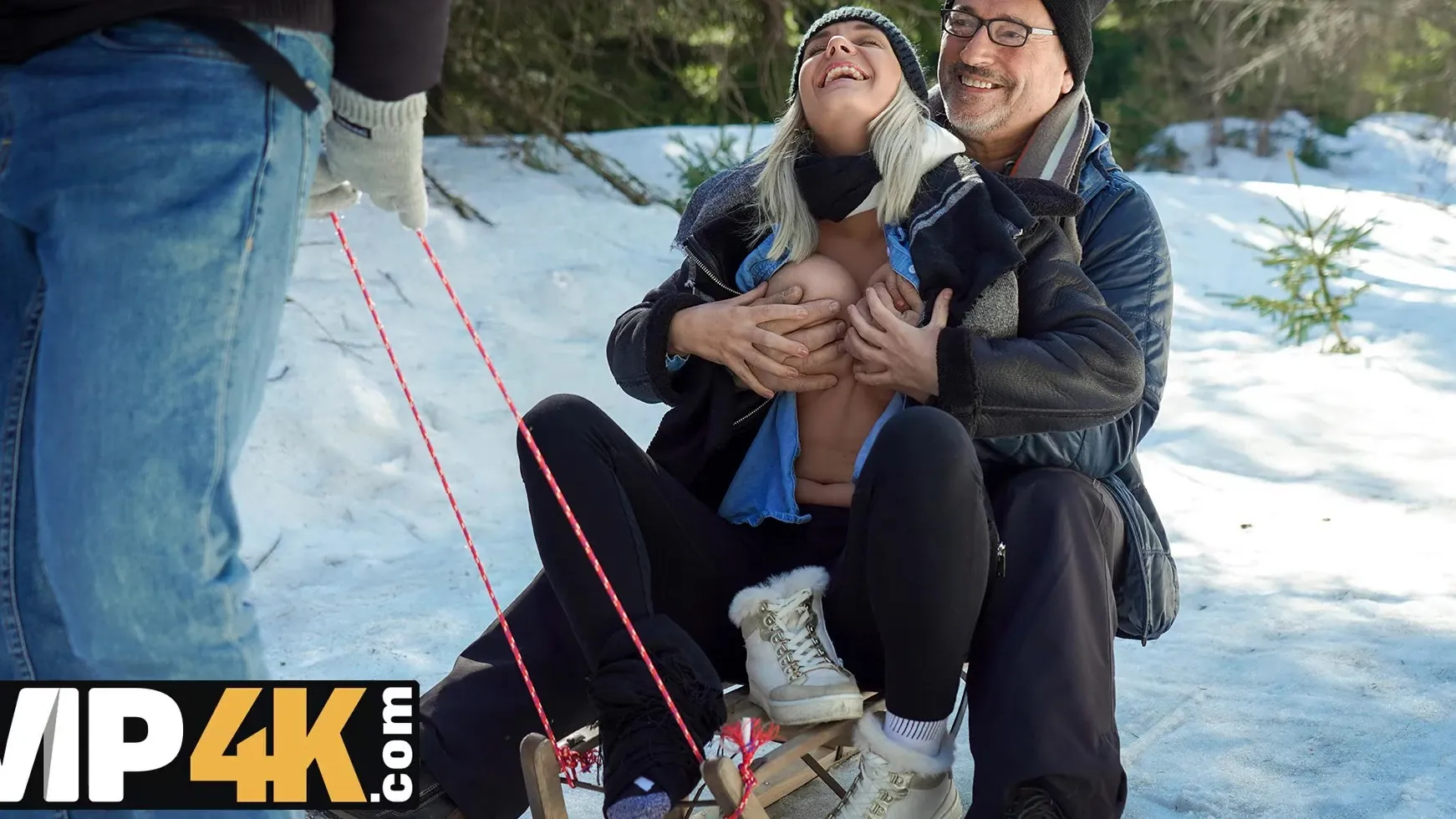 Skiing mishap leads to sexy daddy action 