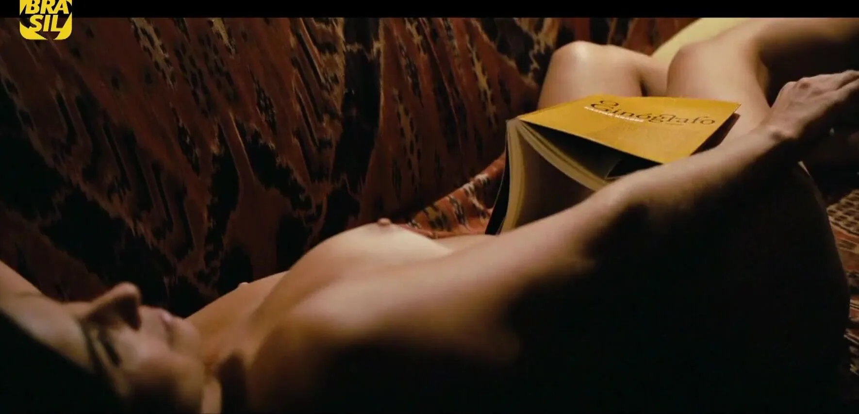 Steamy sex scene with Giovanna Antonelli in Budapest 