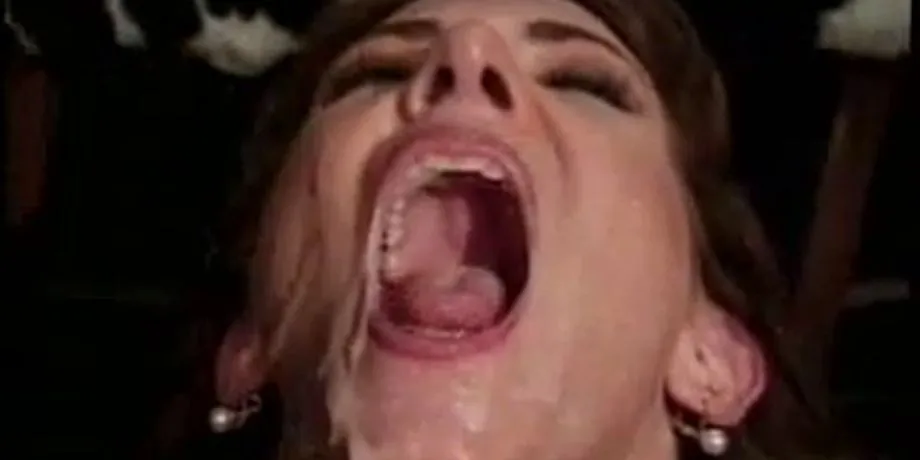 Elle Devyne Bukkake 