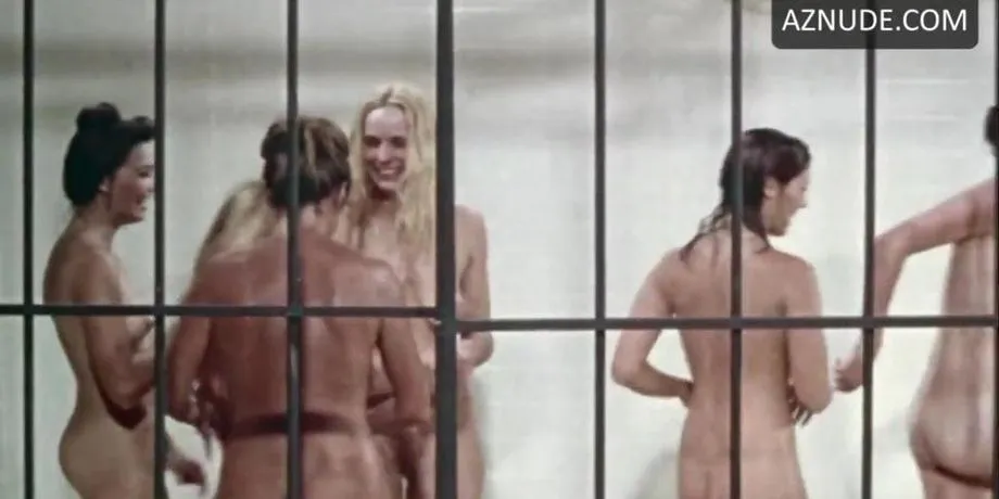 Prison Shower Fight 