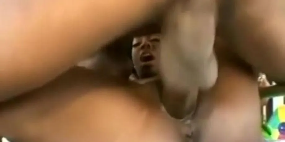 nefertiti vs mandingo (Young Mandingo) 