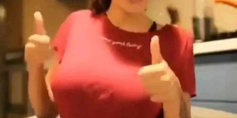 Hot Indian - Any One Have Video thats Revealing 
