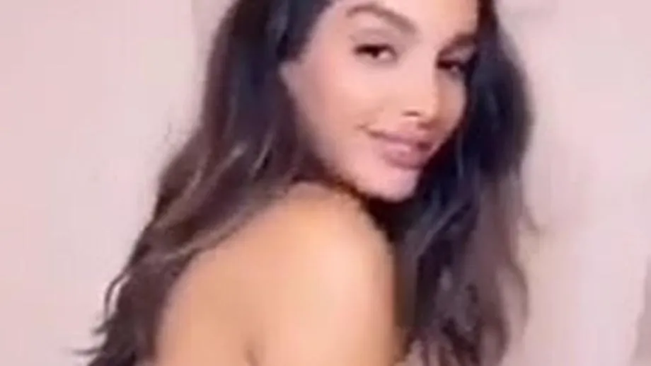 Lyna Perez: Bath Snap 