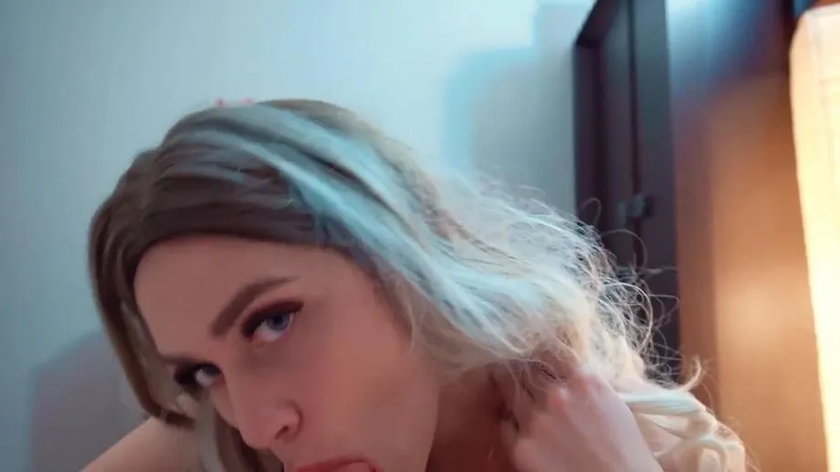 Hot Stepmother Fucks Her Sly Stepson (bonny blue, lilsecrett, luxury mur, muva pheonix, nico luva, peachyprime) 