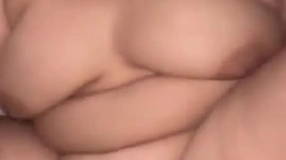 Ngegenjot Binor Chubby Crot Di Dada 