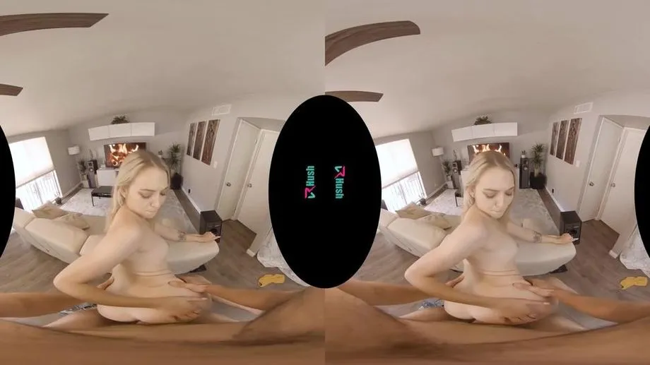 VRHUSH Tiny blonde Lily Larimar fucks the delivery guy 