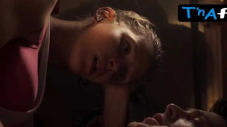 Jelena Tjapkin Butt,  Breasts Scene  in Dog Days Of Summer 