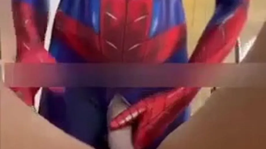 Alemonz and spiderman 