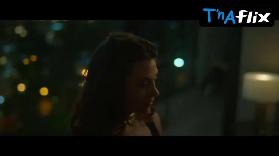 Maria Cecilia Sanchez Lesbian,  Butt Scene  in Fake Profile 