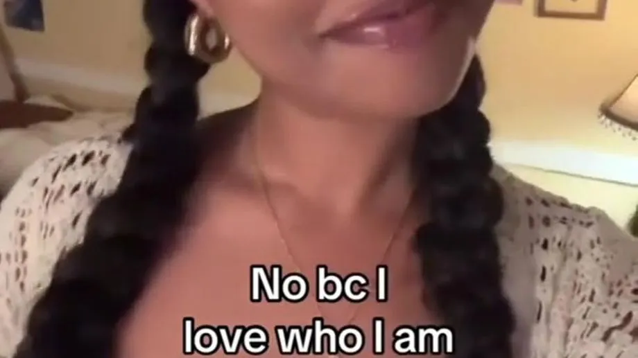 Roshni Edwards Breasts Scene  in Roshni Edwards Sexy In Instagram / Tiktok 