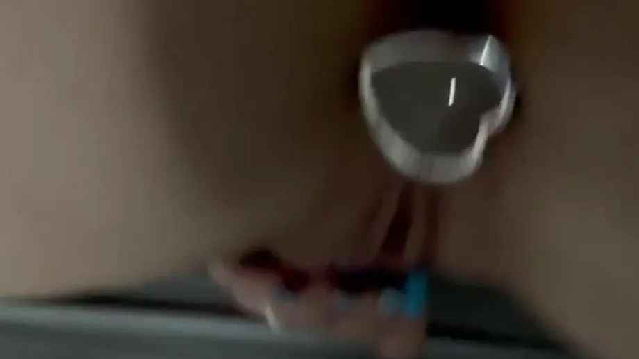Tight creamy pussy uses Buttplug (Cory Chase, LeoLulu, Rose Bennett) 