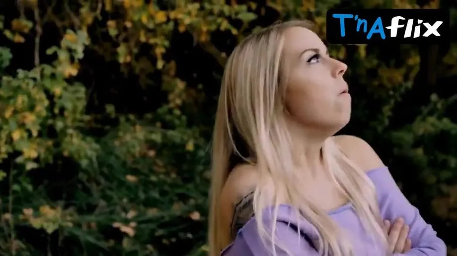 Katee Hudson Butt Scene  in Slashlorette Party 