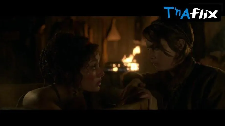 Karla Crome Lesbian Scene  in Carnival Row 