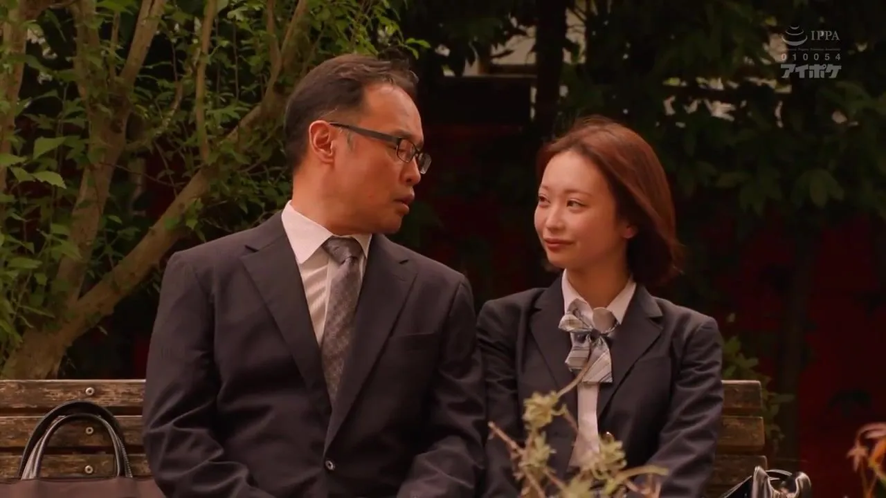 IPZZ-806 "In 2 hours, we will meet at school as teacher and student..." I succumbed to the taunting temptation of a cute student in grade 1 and started working from after school until the morning. 