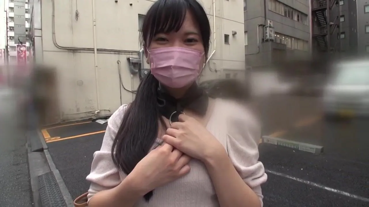 383REIW-109  Raw Chin Insertion And Intense Piss Cum Shot 