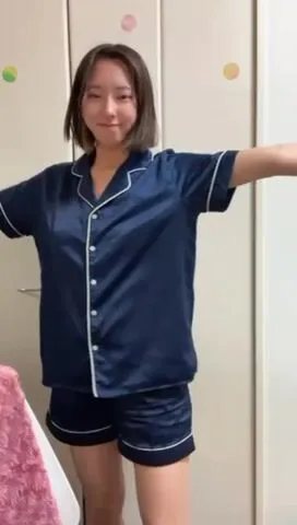 Kurumi -chan JAV (4) 
