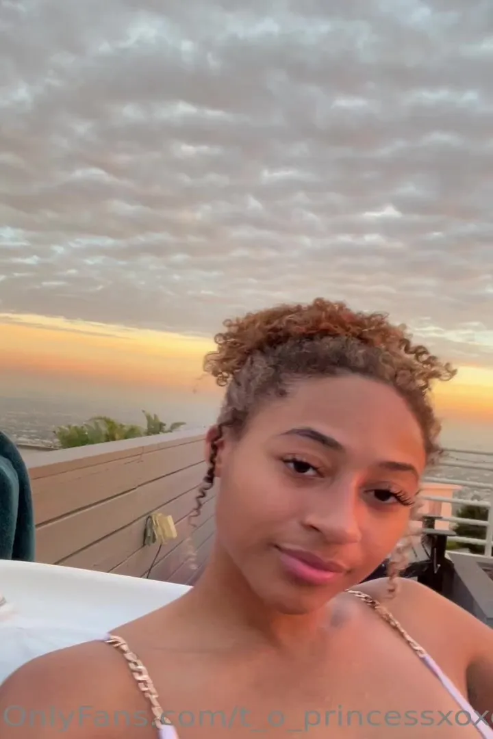 Kalani Rodgers In A Jacuzzi 
