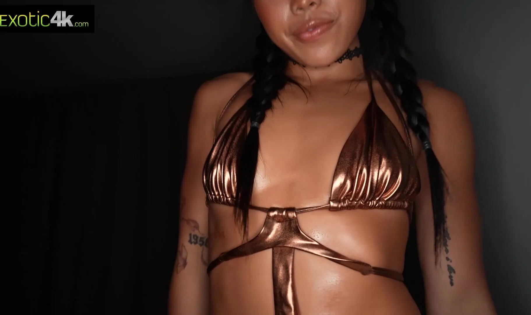 Exotic4K - Vivienne Vo Asian Baddie 