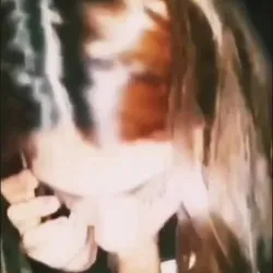 Le presume a su amiga que esta mamando ? 