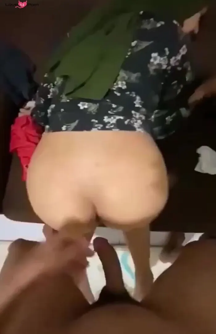 Turkey Delight - Turkish Pornstar Fucks Her Way Through Istanbul 