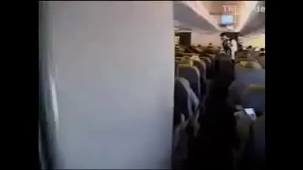 Estas Viniendo En El Avion Dice La Azafata 