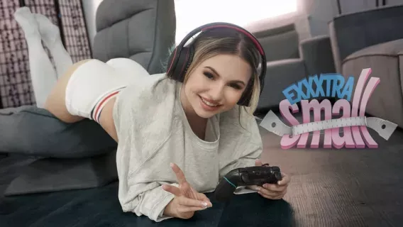 Cum Get Me ※ Chris Epic, Aria Banks ※ Exxxtra Small 