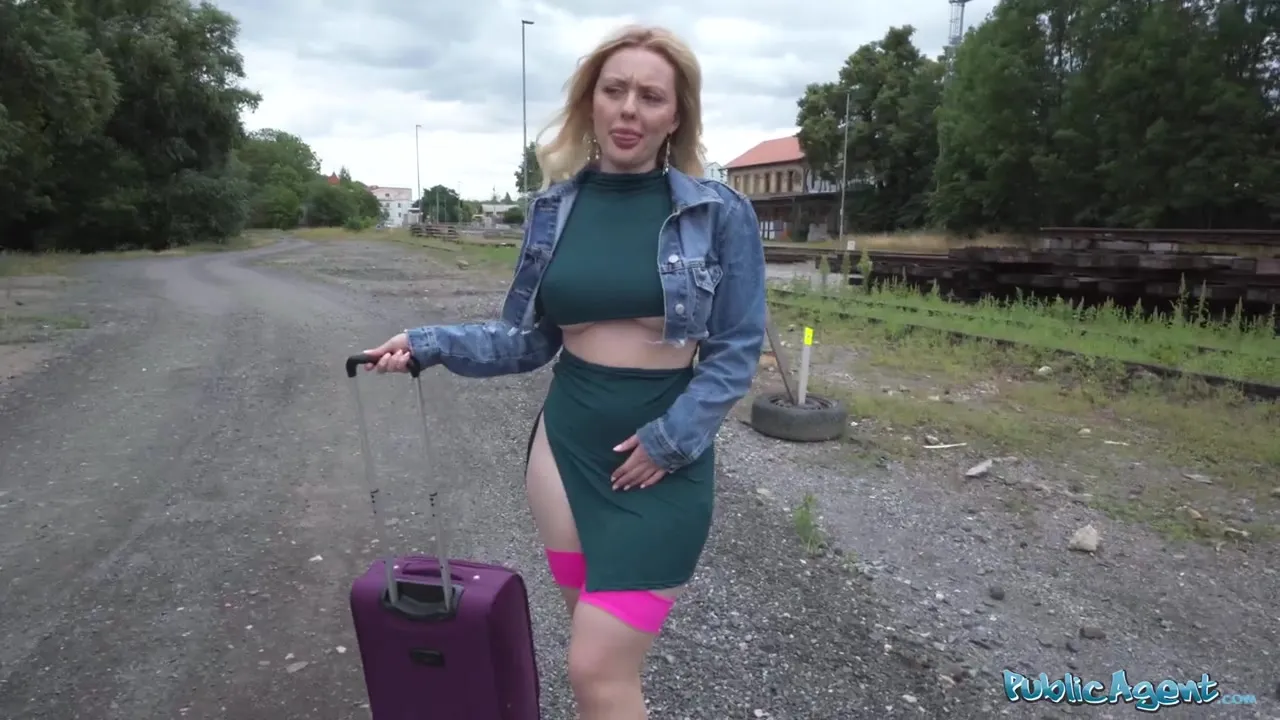 Public Agent Big ass big tits blonde Ruby Lee public sex pov blowjob 