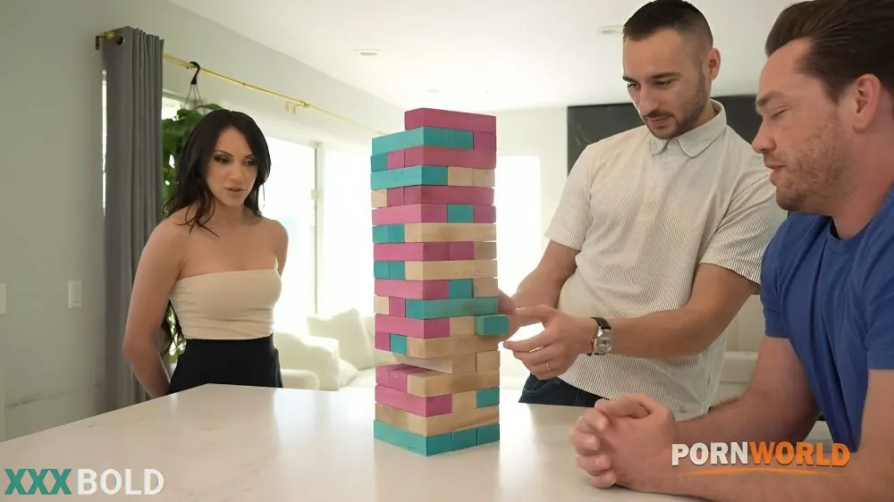 [PornWorld] Horny Hottie Hime Marie Tempts Her Housemates Into Dp Fucking Her Holes 